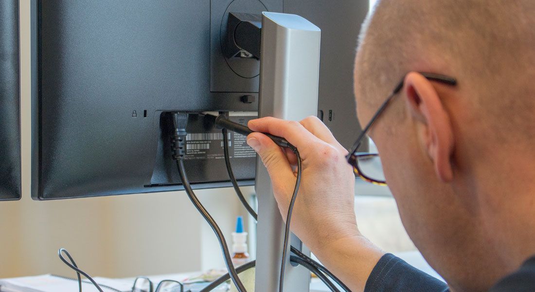Prüfung Ortsveränderlicher Elektrischer Geräte Und Betriebsmittel Düsseldorf